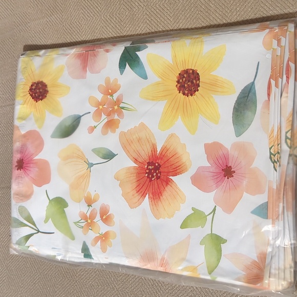 Other - Floral 10x13 Polymailers (25)